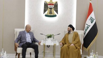 اعتماد الدستور