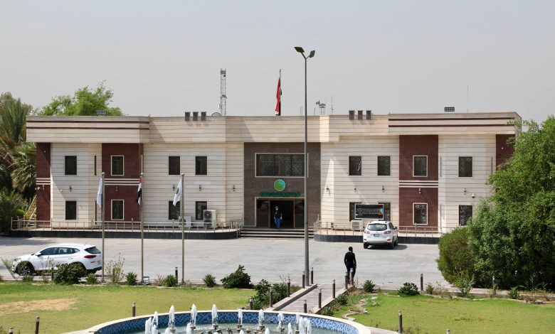 المولدات الكهربائية