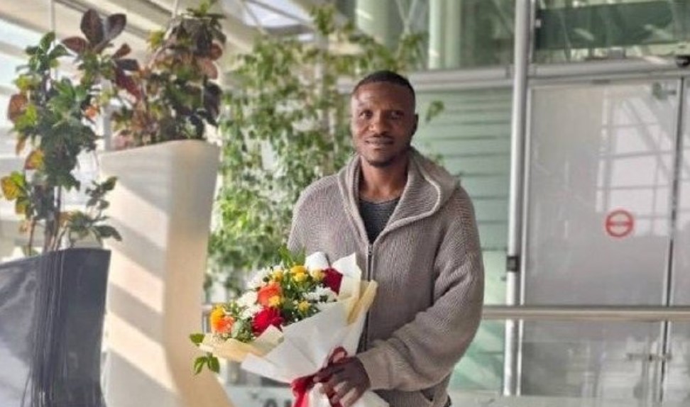 محترف نيجيري