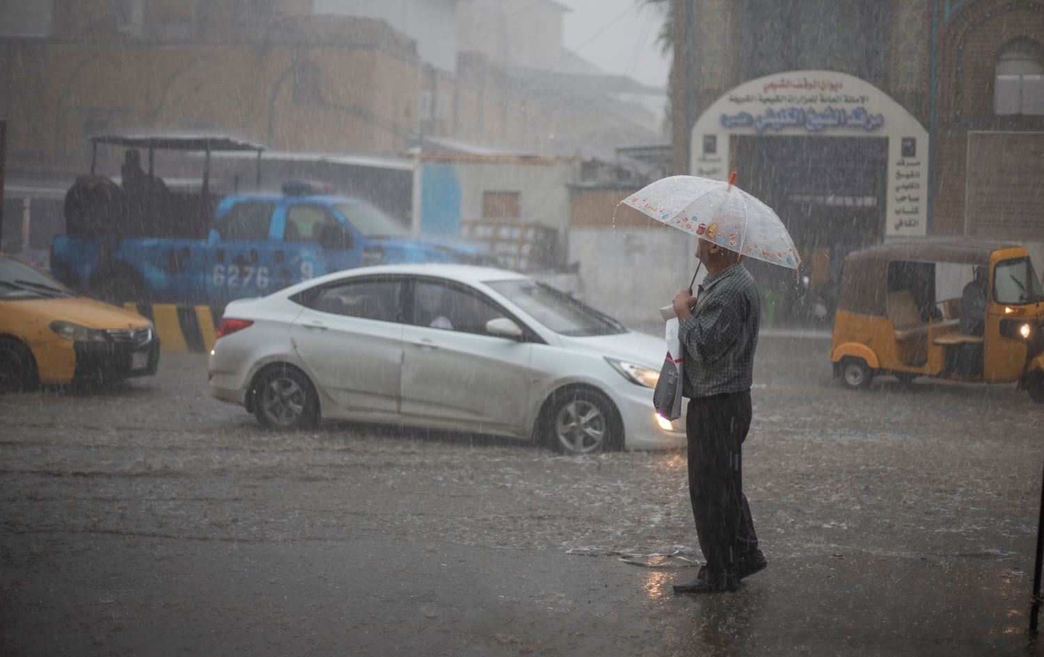 أعمدة الكهرباء